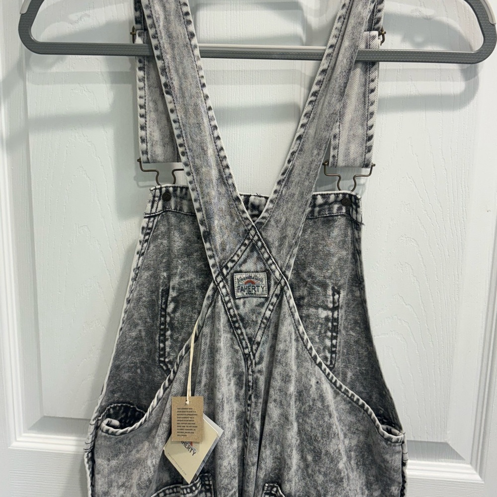 Faherty Black and Gray Women's Jeans